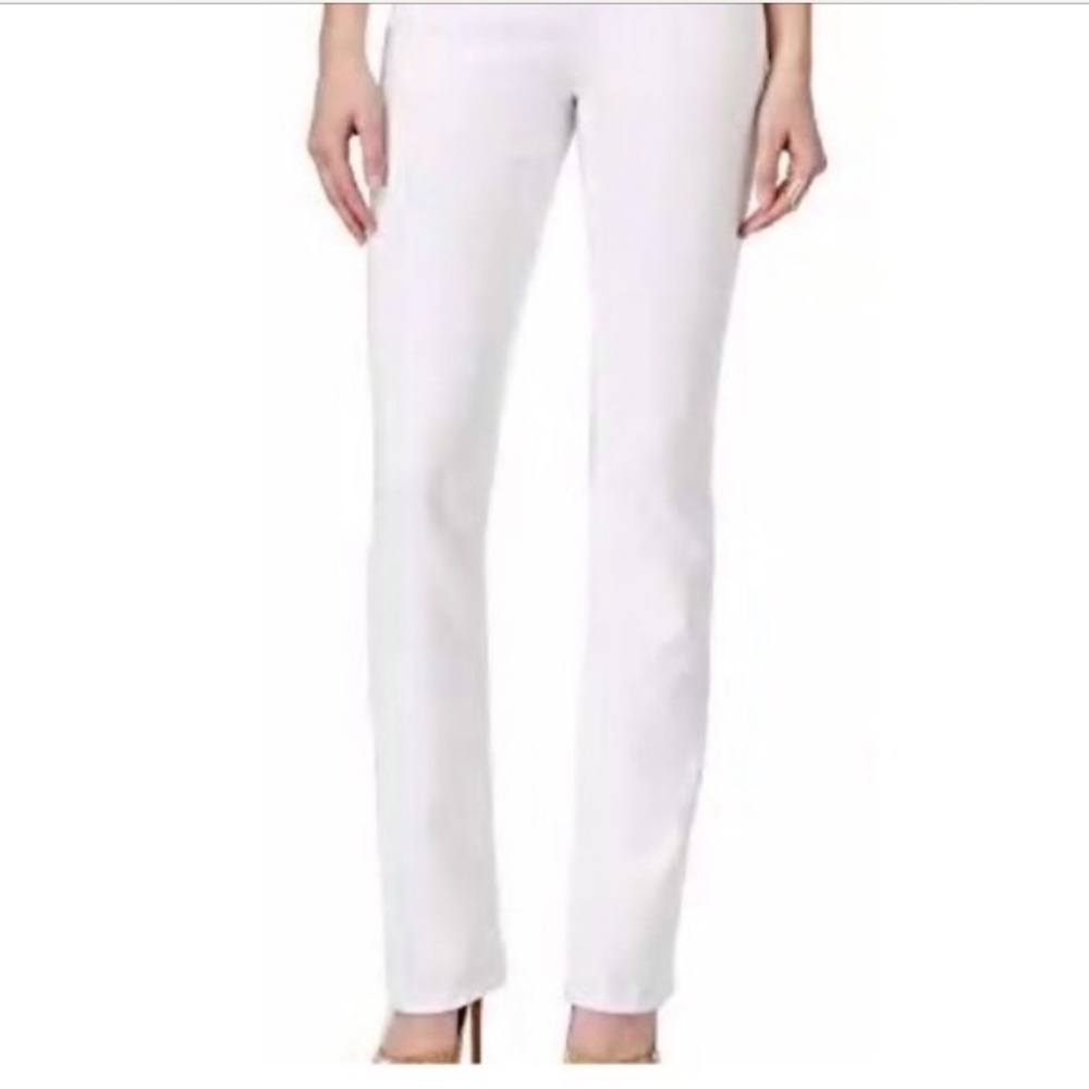 White Straight Leg Skinny Jeans INC Jeans sz. 14